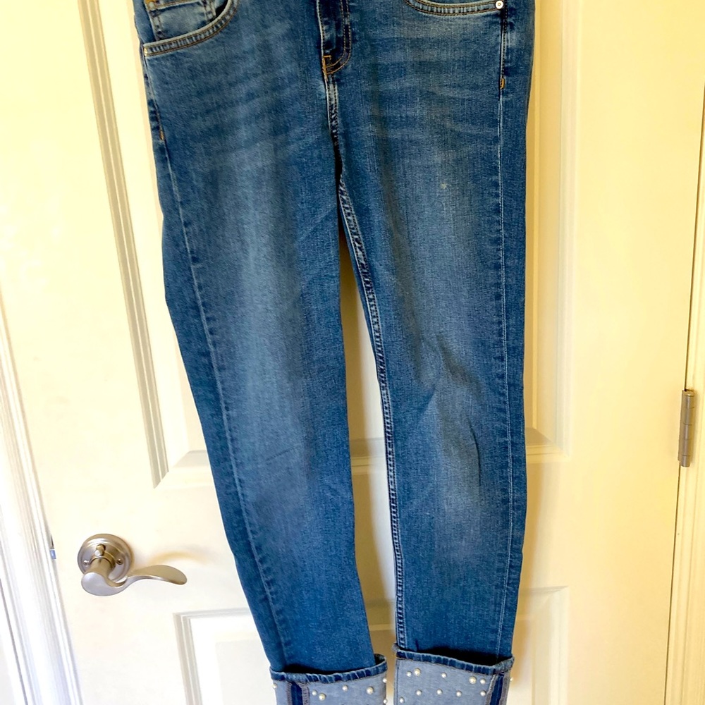 Zara Basic jeans with pearls on cuffs! Size 4.